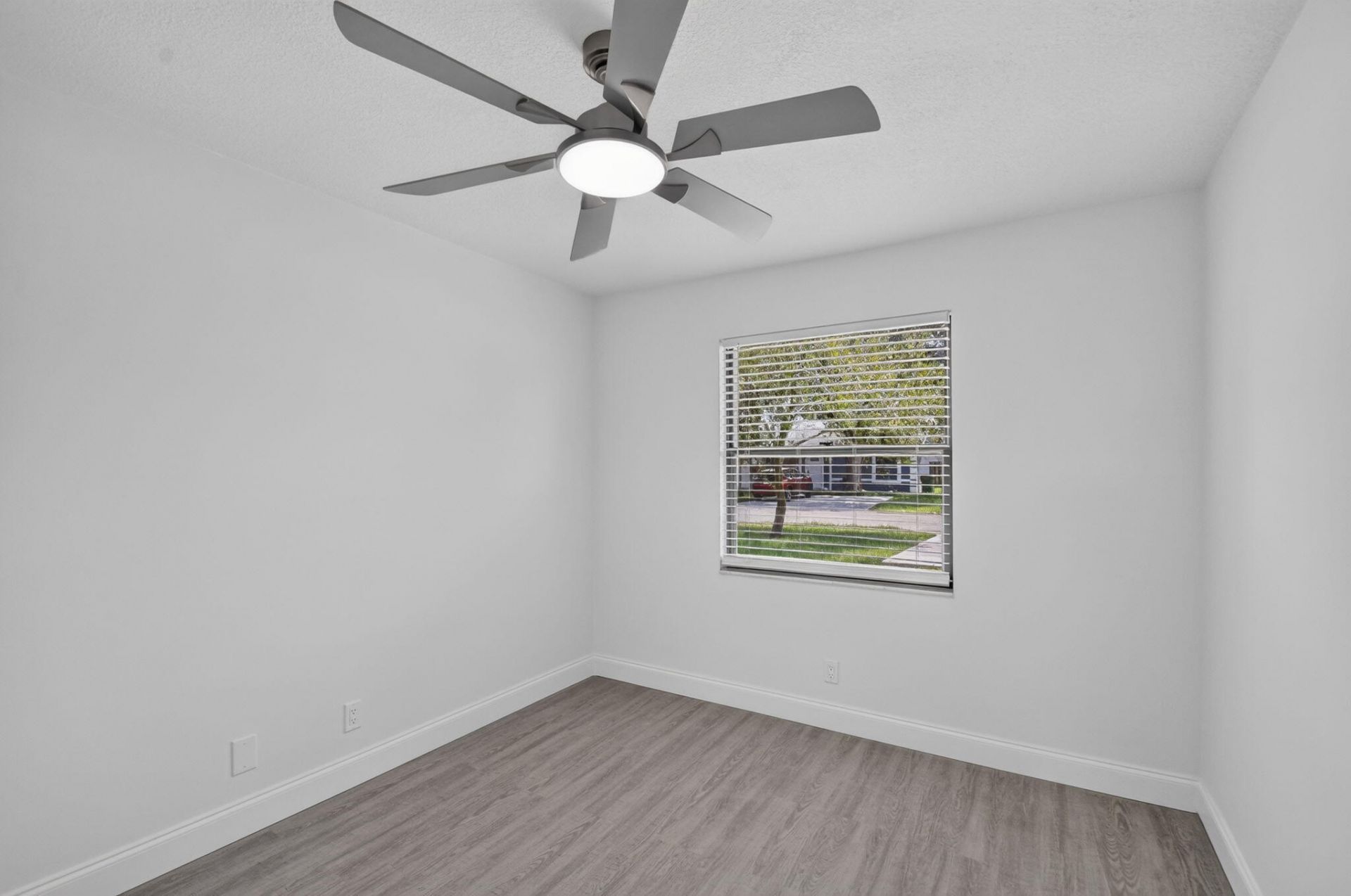 3221 Foxridge Court, Palm Springs, FL 33461 Photo