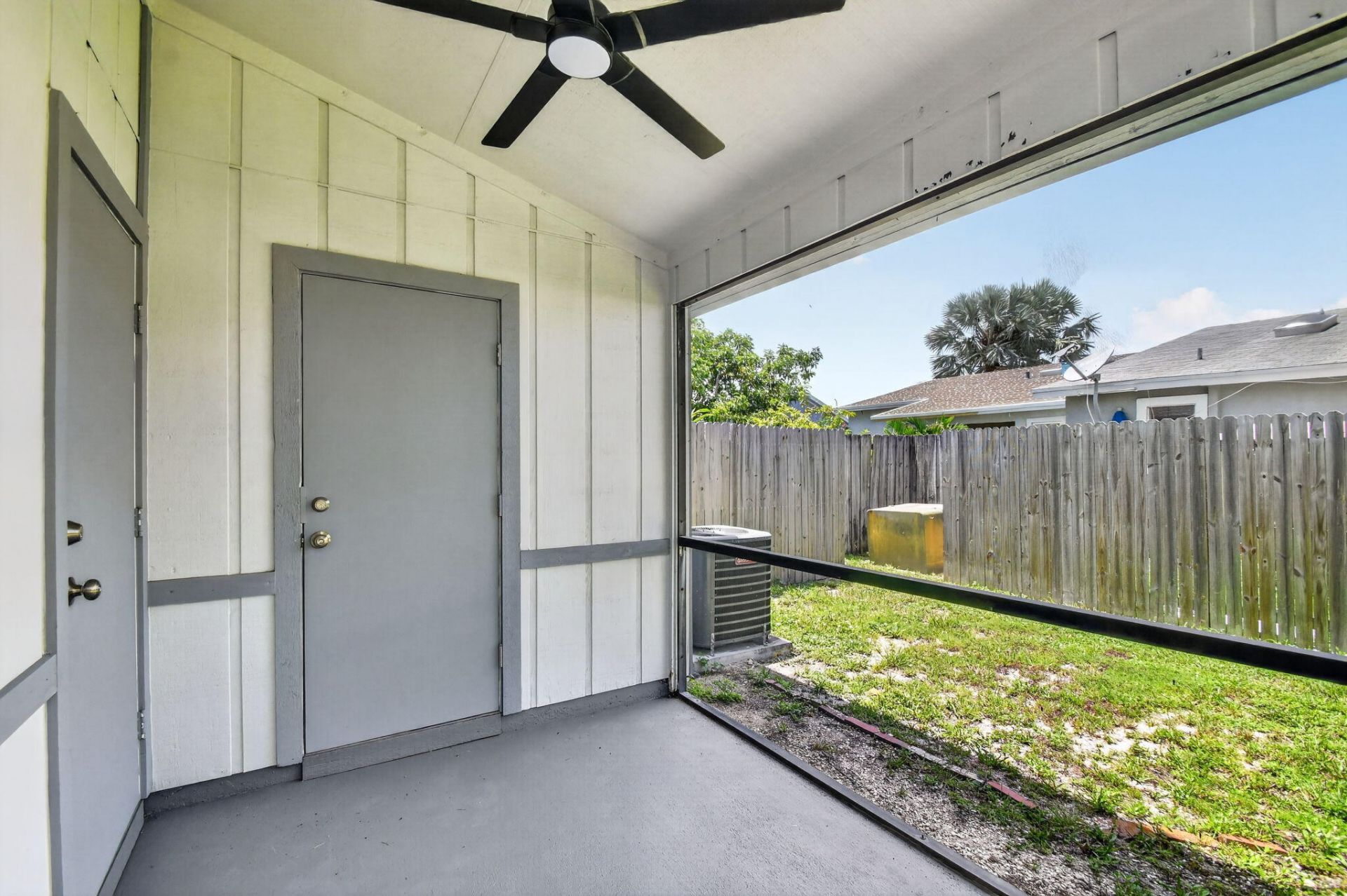 3221 Foxridge Court, Palm Springs, FL 33461 Photo