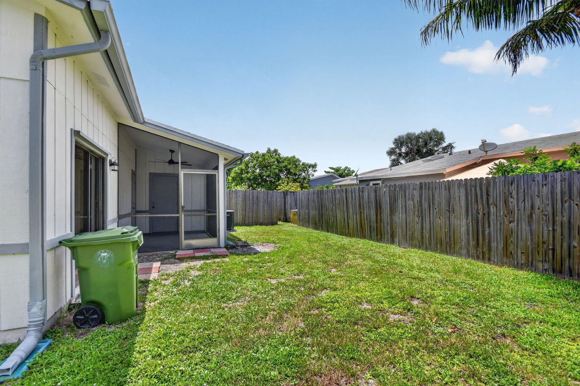 3221 Foxridge Court, Palm Springs, FL 33461 Photo