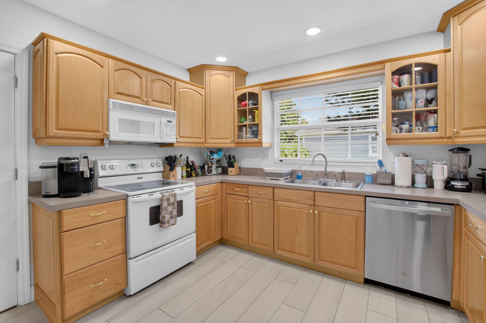 15 Holly Villas, Boynton Beach, FL 33436 Photo