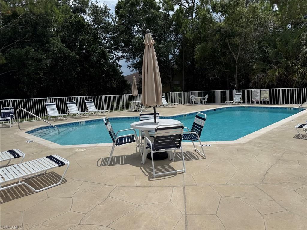 5332 Whitten Dr, Unit 43, Naples, FL 34104 Photo
