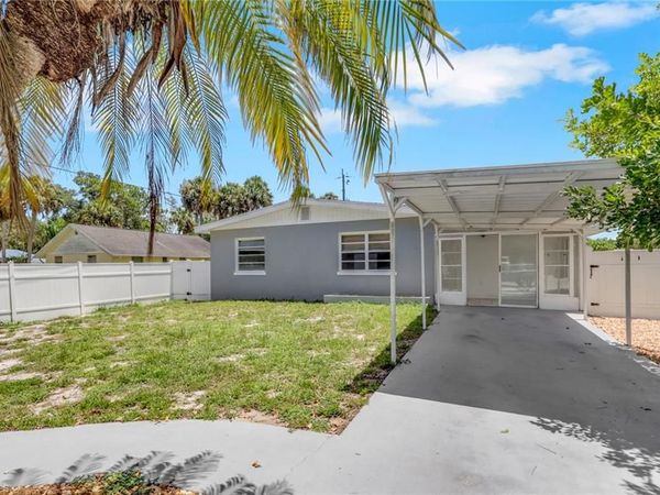 11360 Hunting RD , BONITA SPRINGS, FL 34135