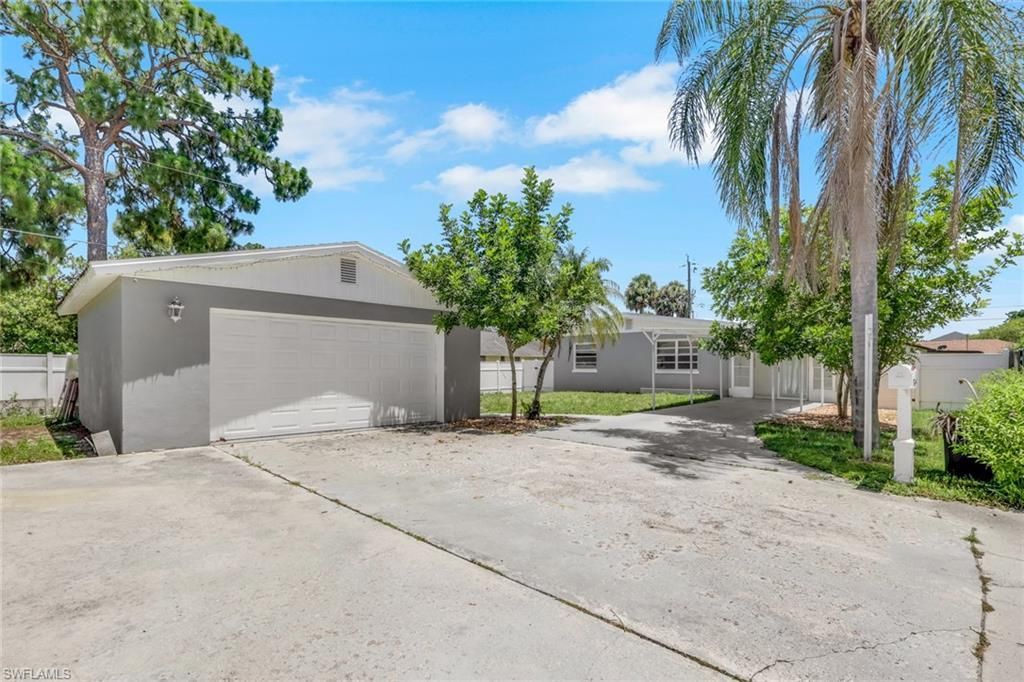 11360 Hunting Rd , Bonita Springs, FL 34135 Photo