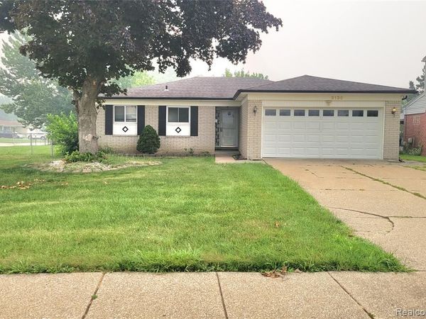 3136 Alden Drive, Sterling Heights, MI 48310