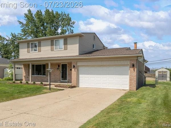 5063 Abington Drive, Troy, MI 48085