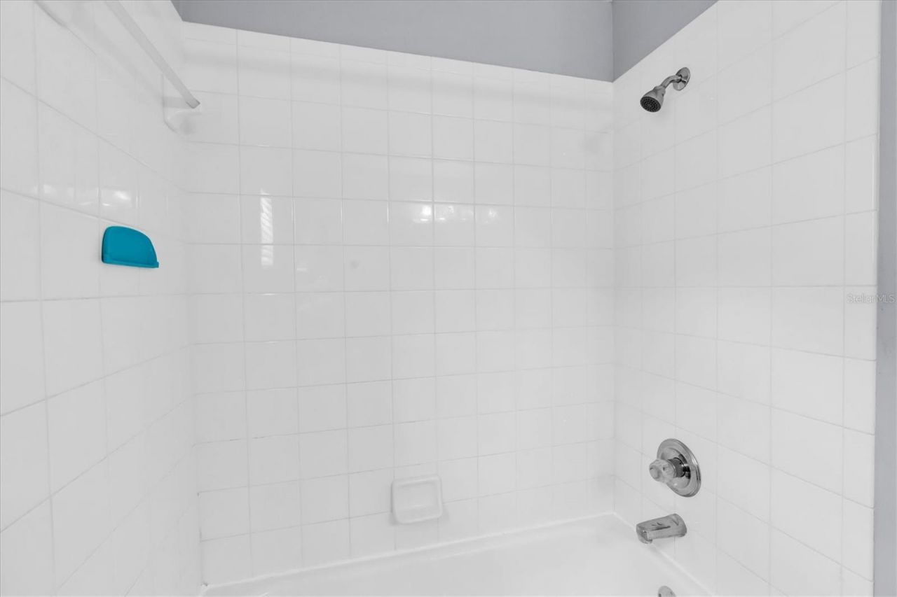 24308 Landing Drive , Lutz, FL 33559 Photo