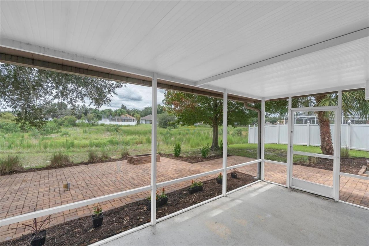 24308 Landing Drive , Lutz, FL 33559 Photo