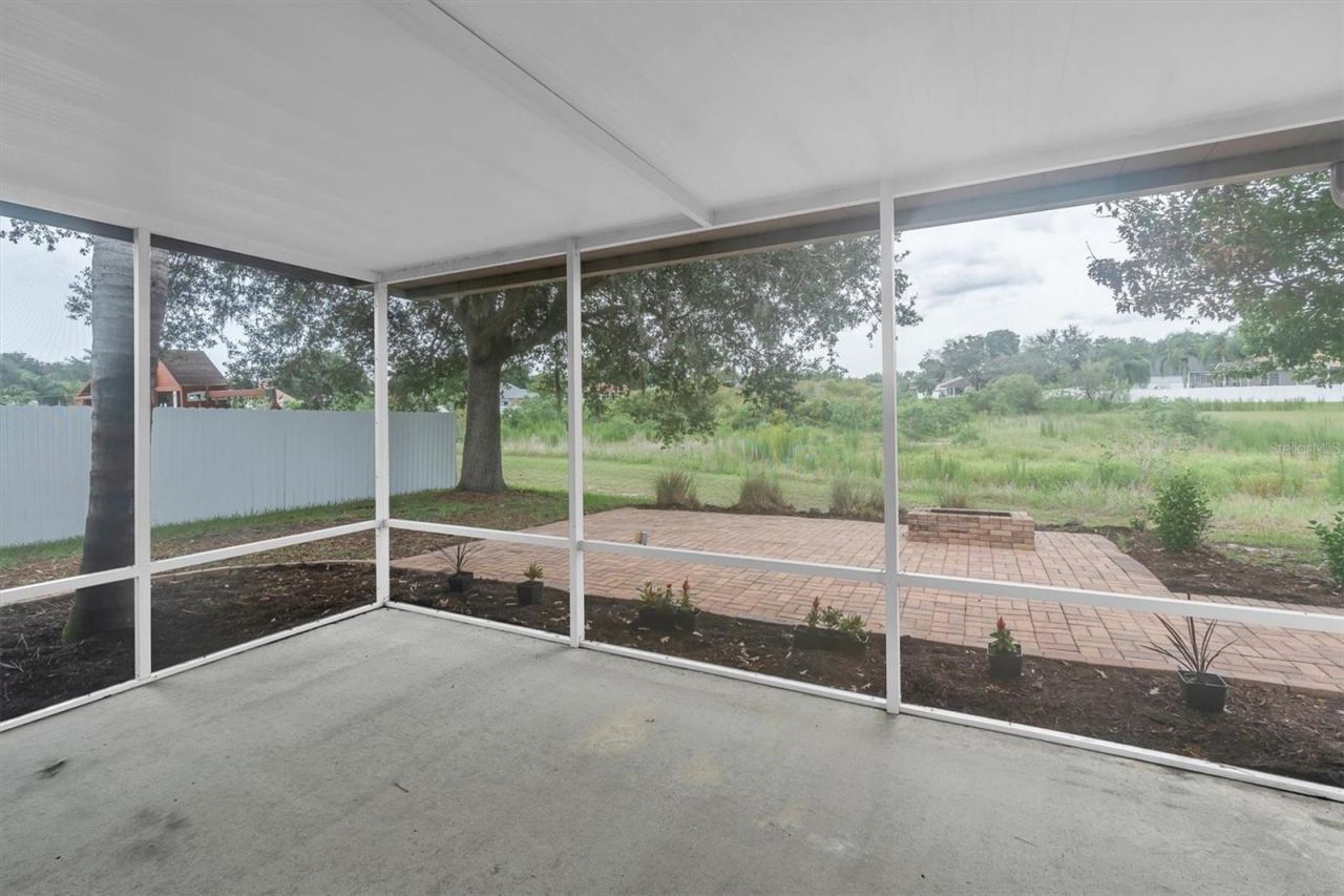 24308 Landing Drive , Lutz, FL 33559 Photo