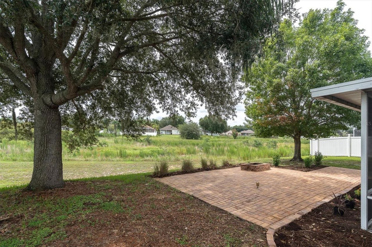 24308 Landing Drive , Lutz, FL 33559 Photo