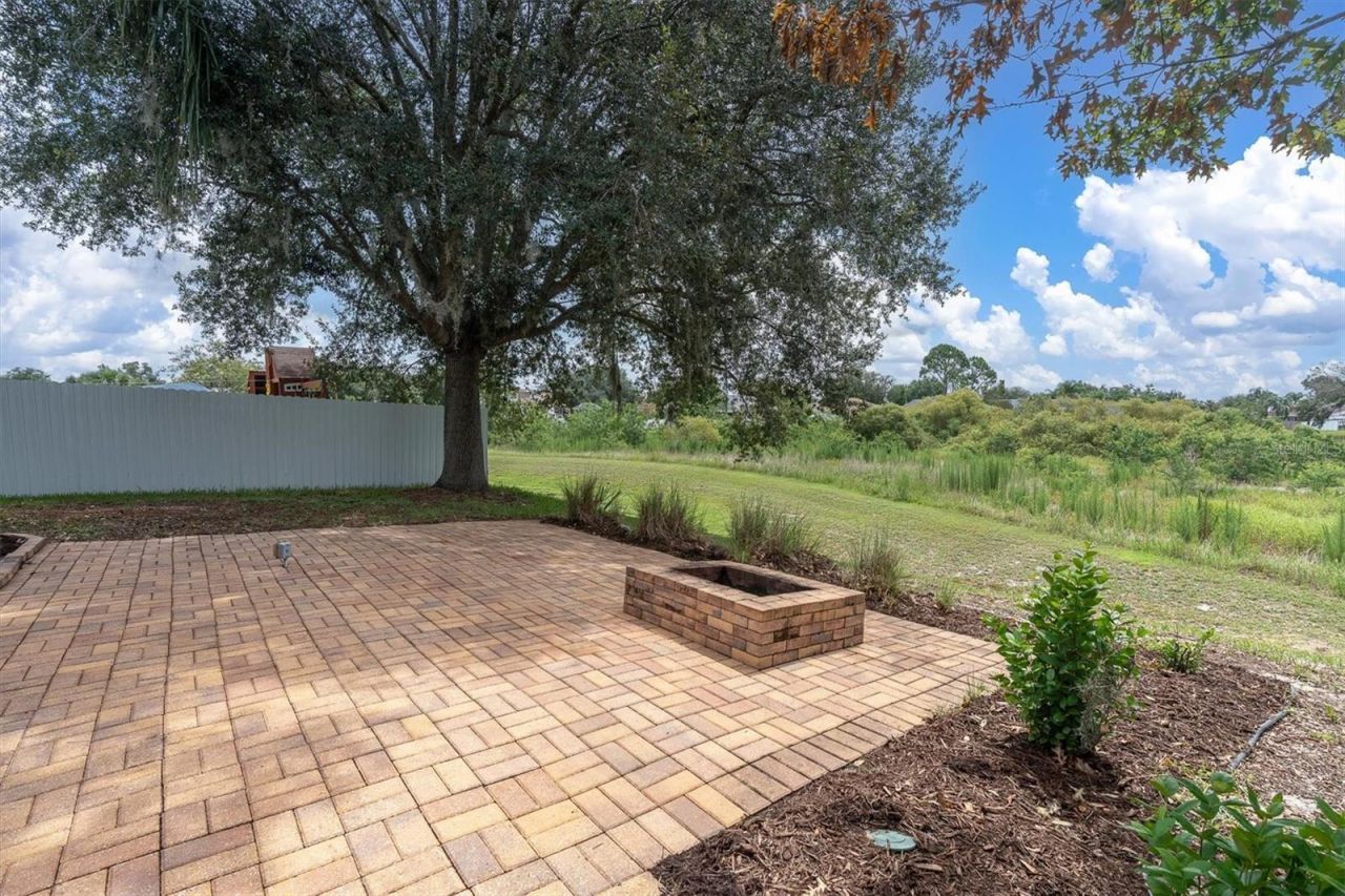 24308 Landing Drive , Lutz, FL 33559 Photo