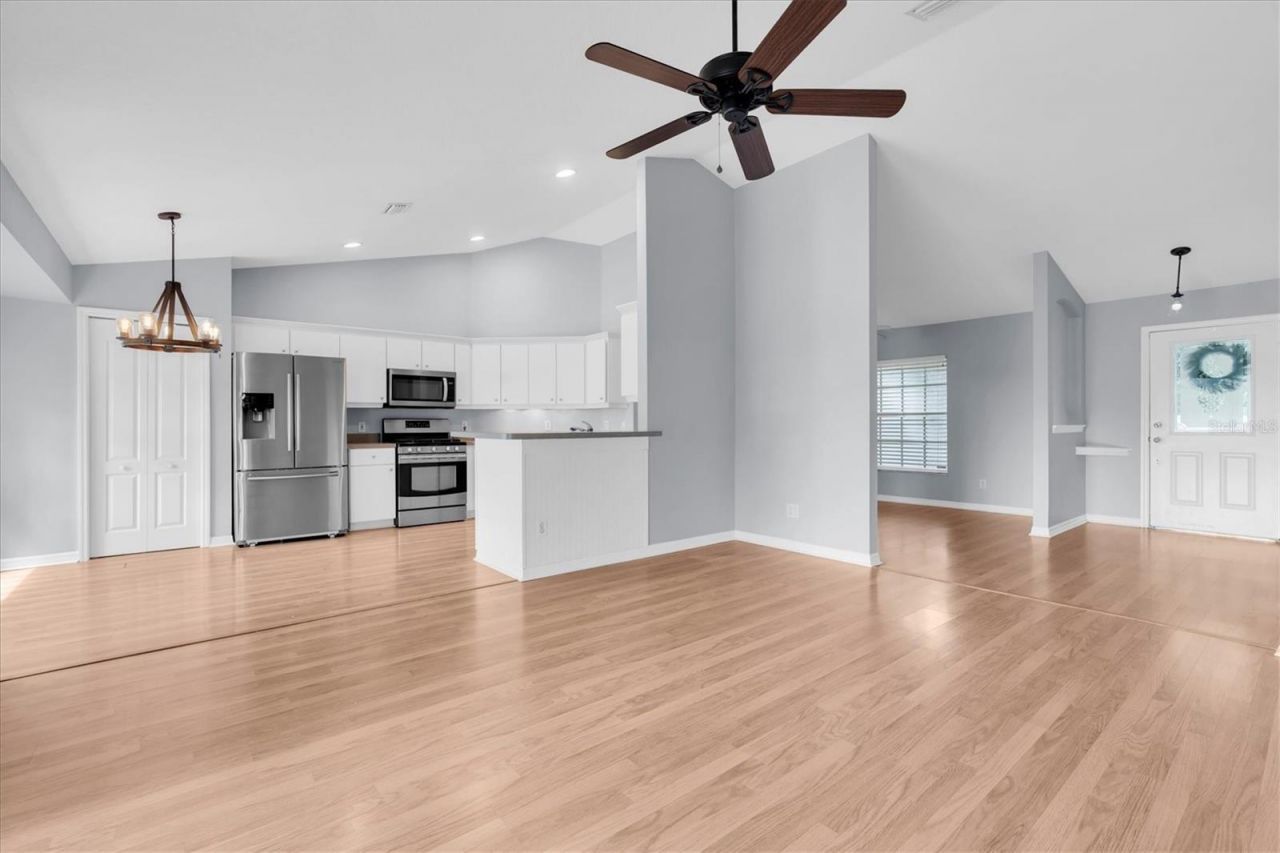 24308 Landing Drive , Lutz, FL 33559 Photo