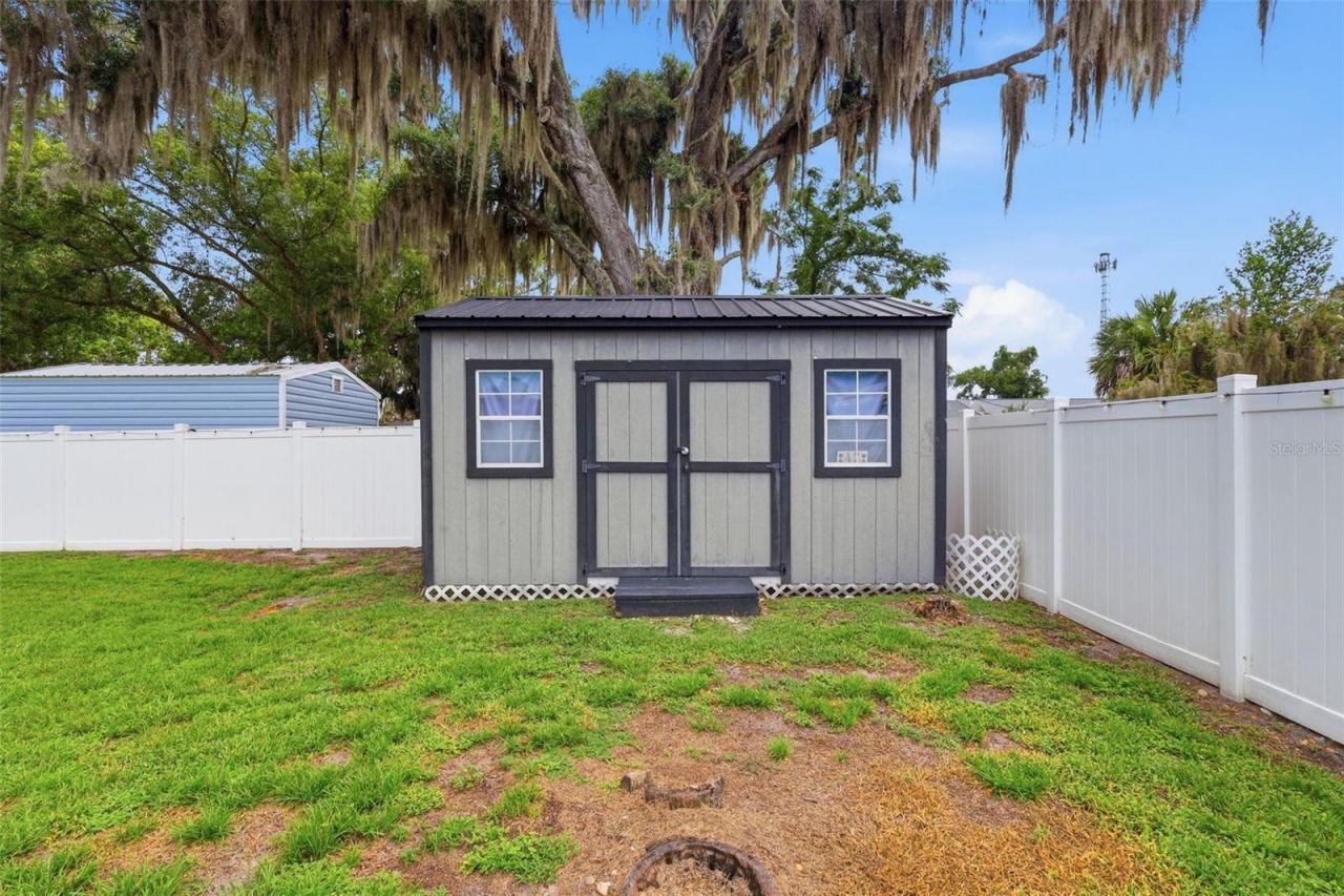 47 Davis Avenue , Umatilla, FL 32784 Photo
