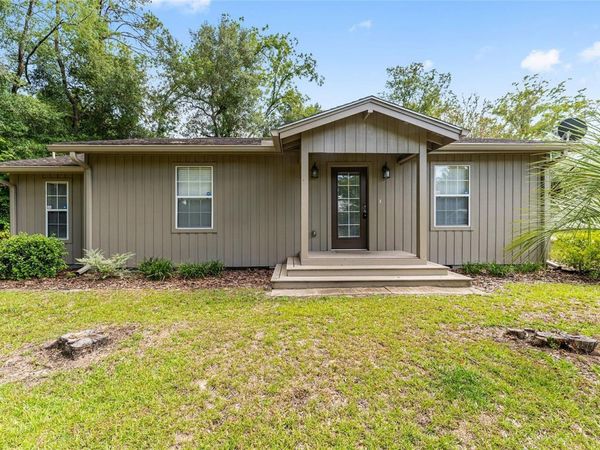 18673 NW 252ND STREET , HIGH SPRINGS, FL 32643
