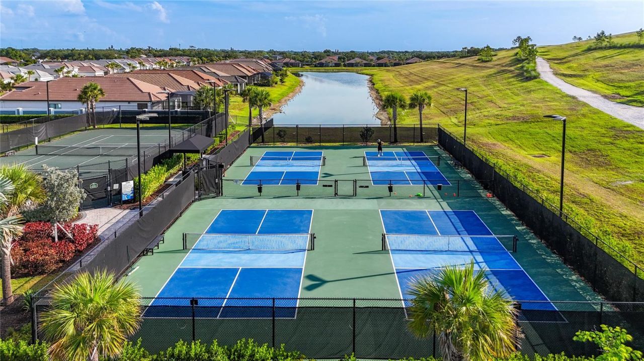6145 Grandview Hill Court , Bradenton, FL 34203 Photo