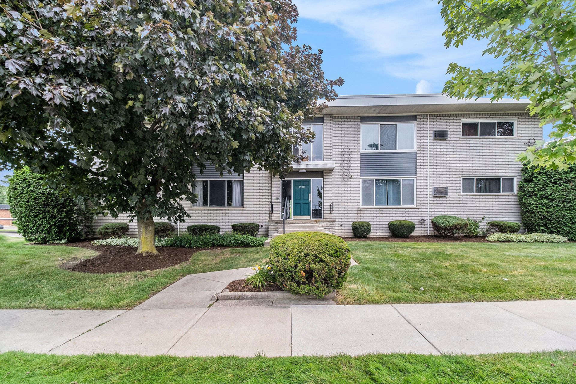 4910 Briarwood Avenue, Unit A3, Royal Oak, MI 48073 Main Photo