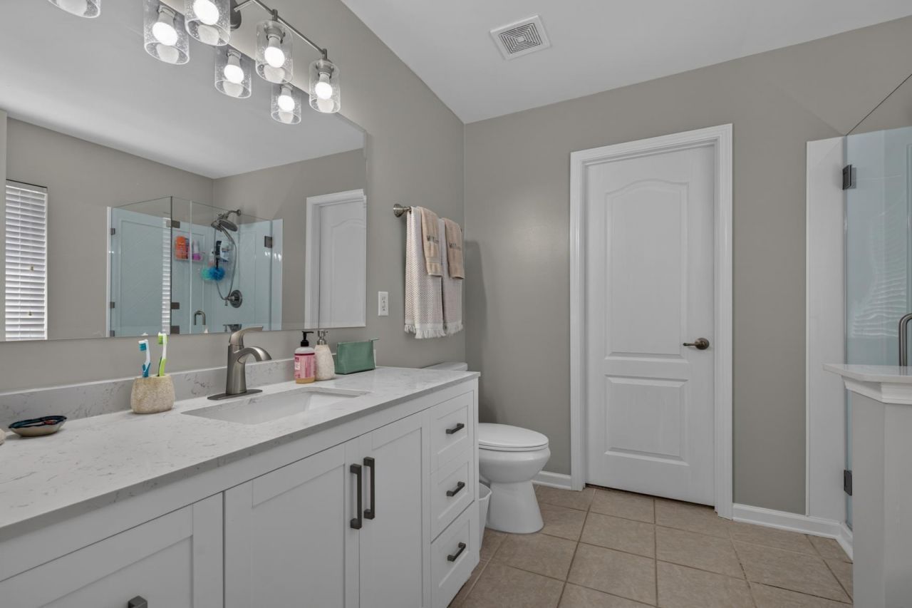 137 Graduate Lane Photo 18