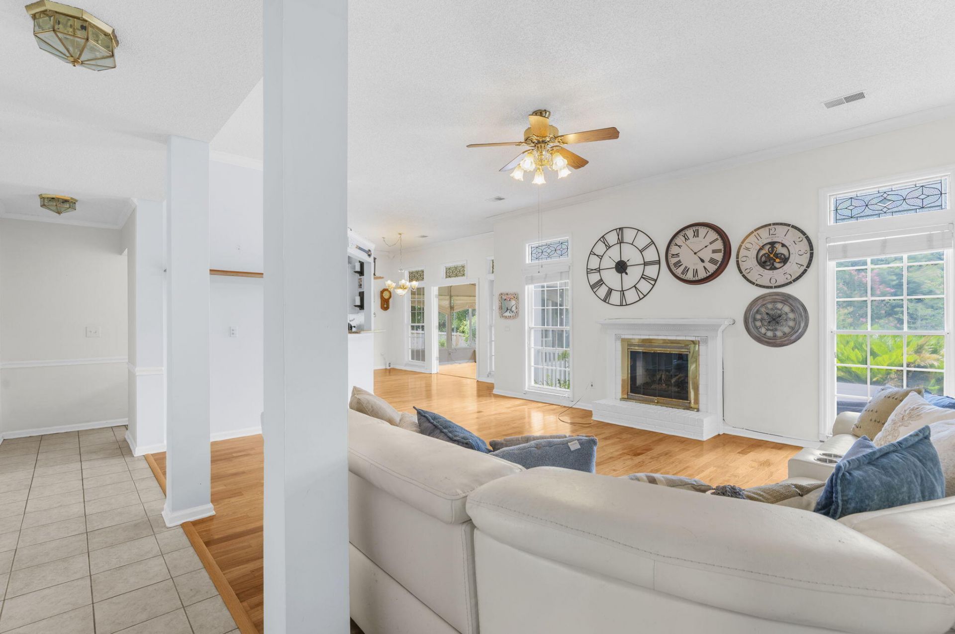 120 Kingsbridge Drive Photo 12
