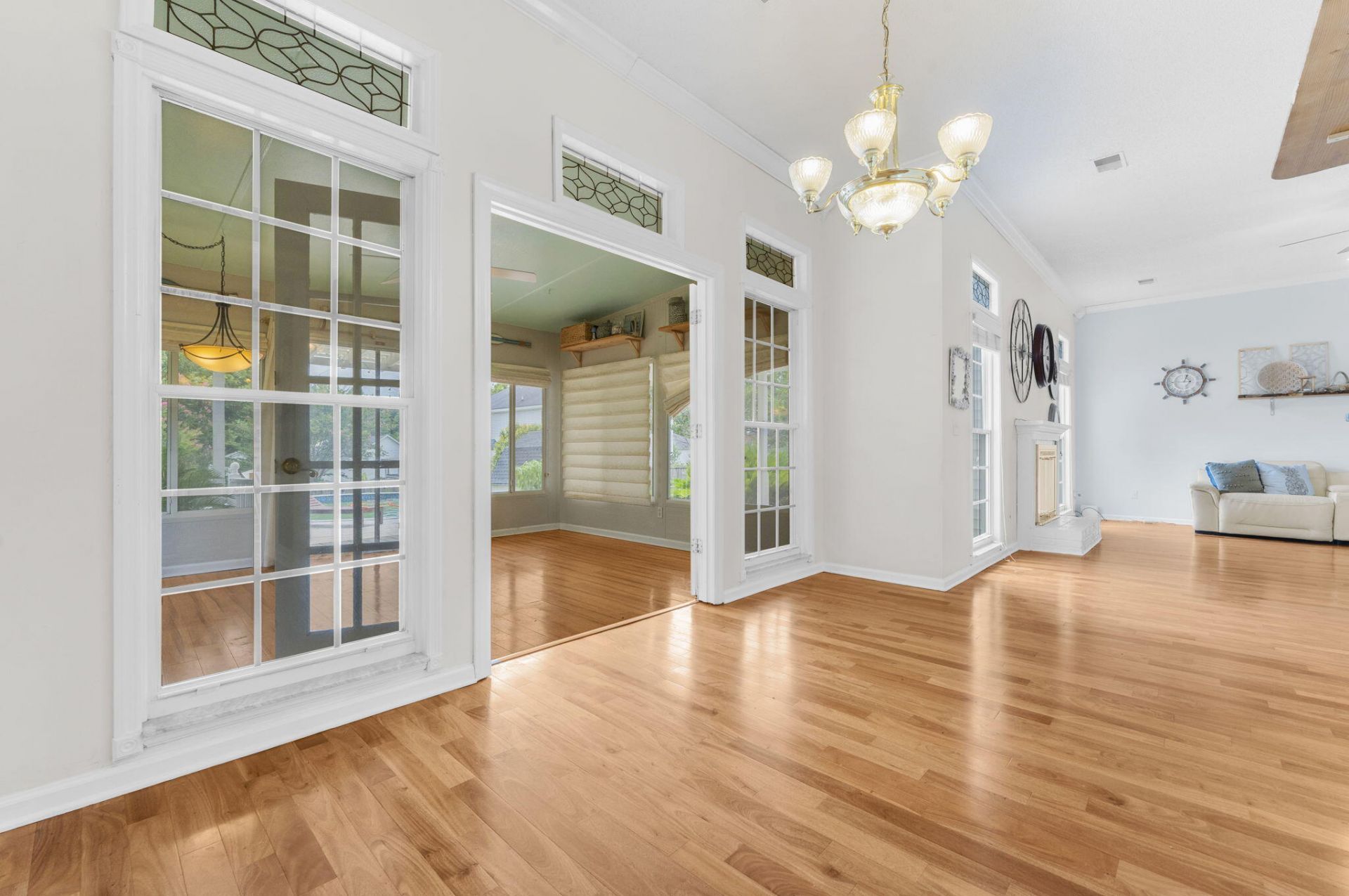 120 Kingsbridge Drive Photo 15