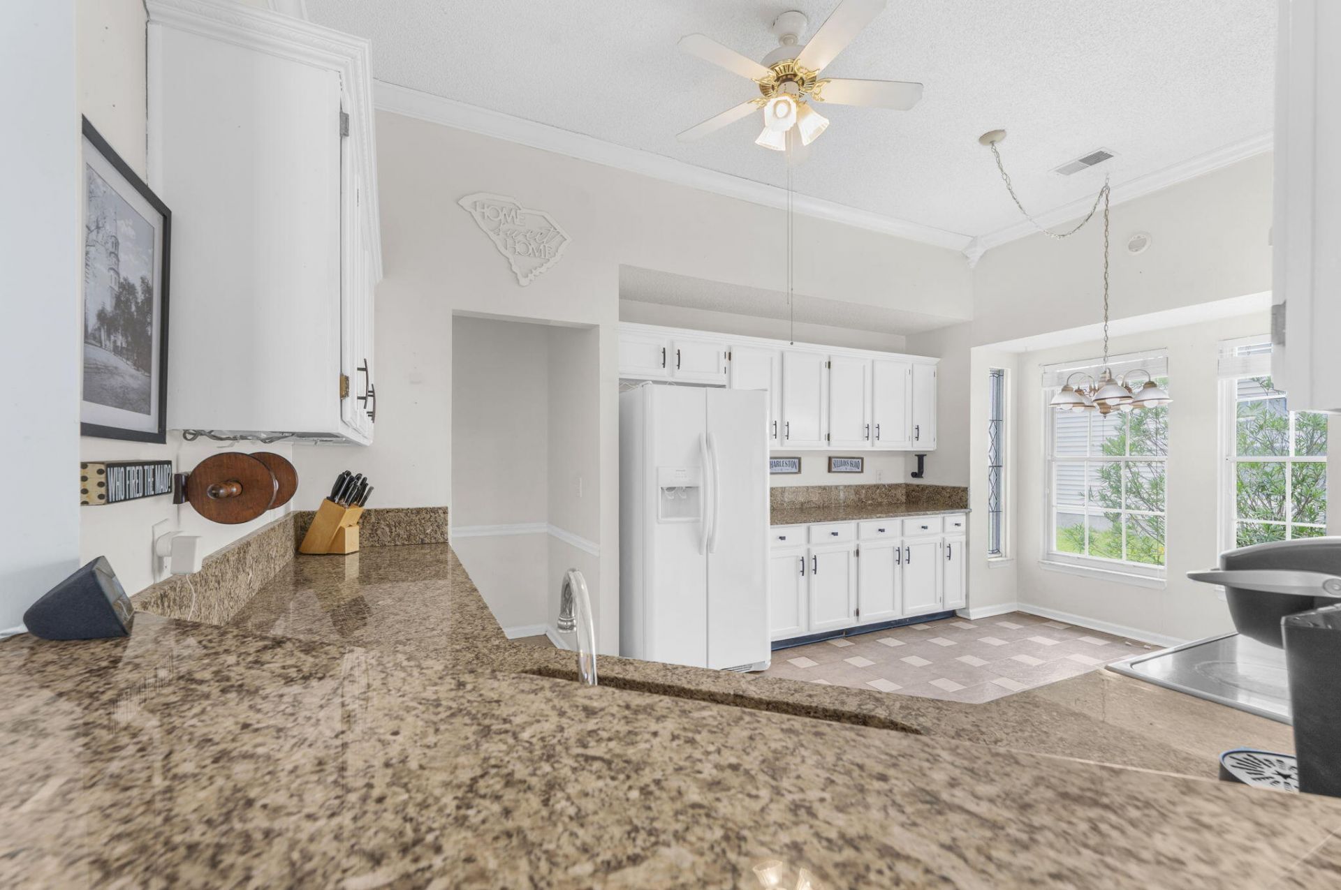 120 Kingsbridge Drive Photo 16