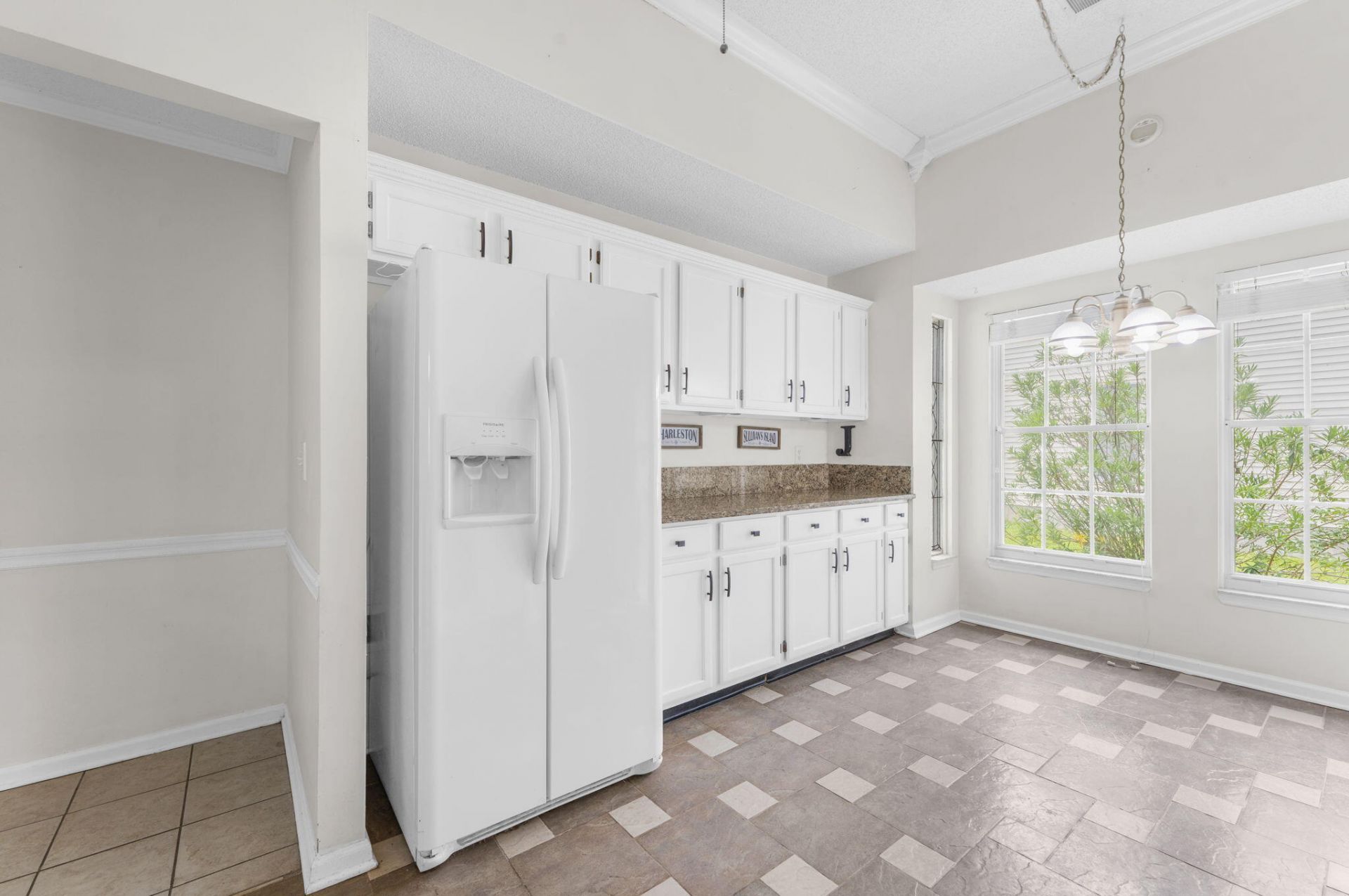 120 Kingsbridge Drive Photo 19
