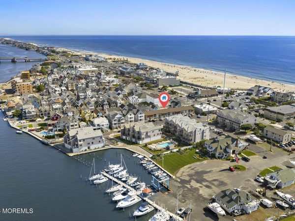1 Osborne Place, Unit 54, Sea Bright, NJ 07760