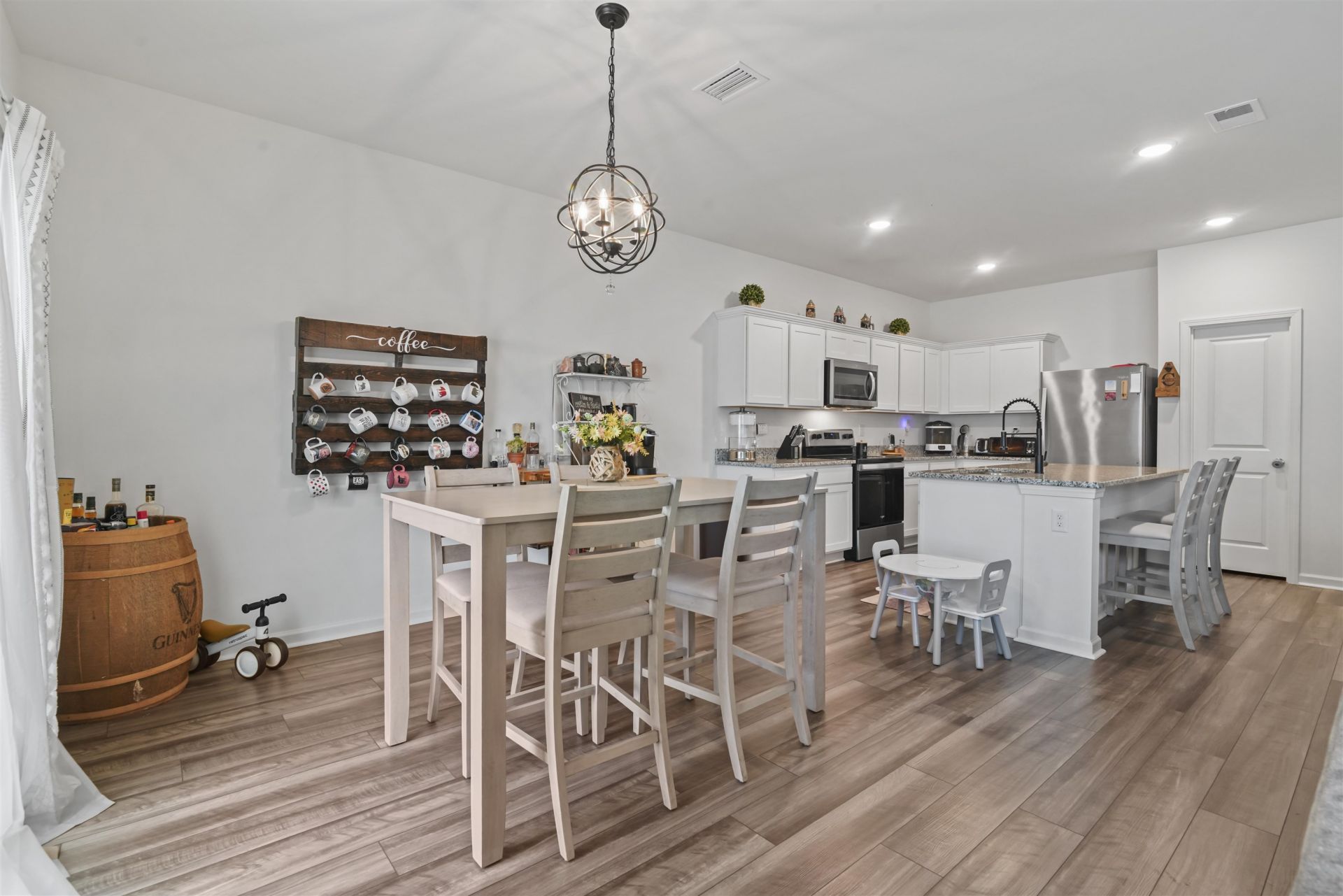 171 Plantersfield Dr.  Photo 6