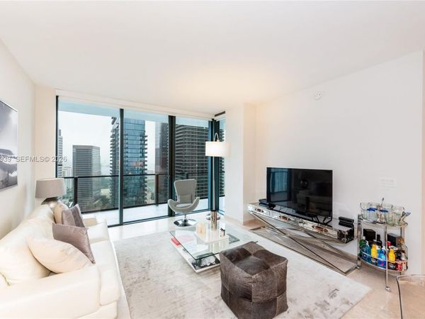 88 SW 7th St , Unit 3005, Miami, FL 33130