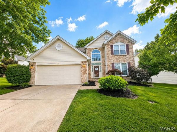 469 Coventry Trail Lane , Maryland Heights, MO 63043
