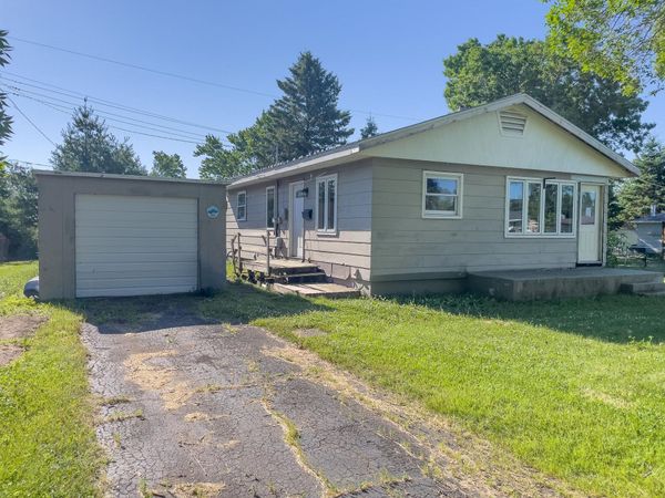 25 Gibson Road , Silver Bay, MN 55614