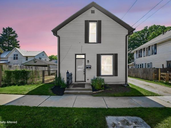 114 S Illinois Street, Delphi, IN 46923