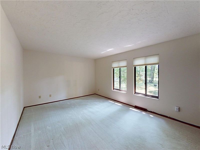 8495 Painesville Warren Road , Concord Township, OH 44077 Photo 30