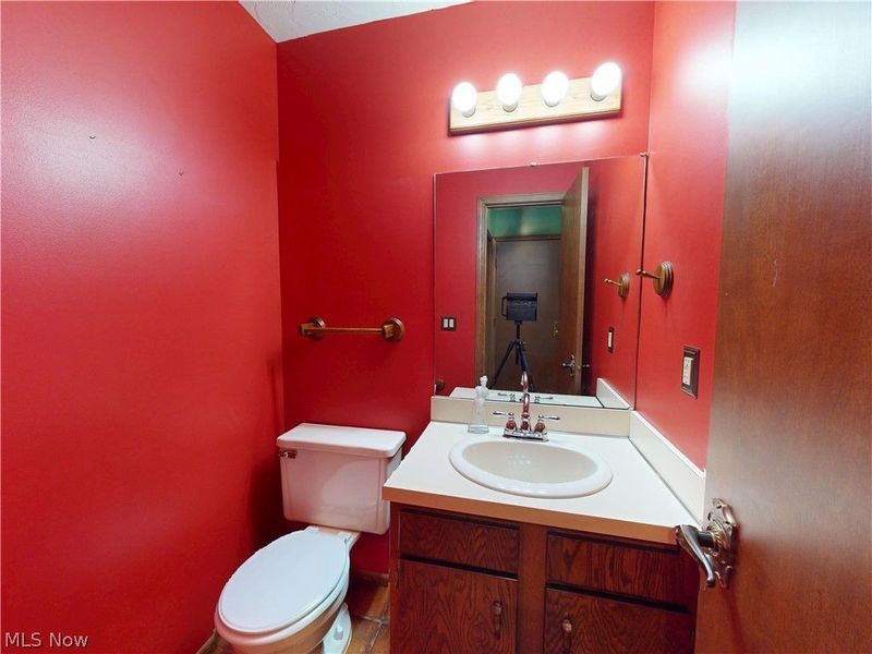 8495 Painesville Warren Road , Concord Township, OH 44077 Photo 4