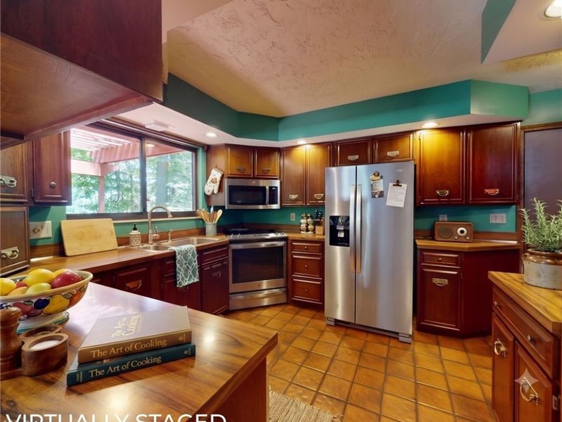 8495 Painesville Warren Road, Concord Township, OH 44077 Photo 7