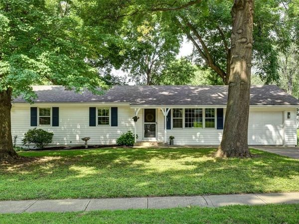 8812 Lowell Avenue, Overland Park, KS 66212