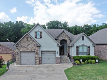 3310 Harbour Town Place , Claremore, OK 74018