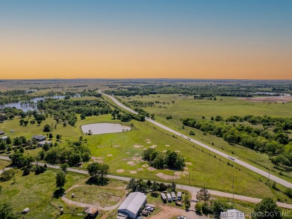 17 N 4390 , Adair, OK 74330