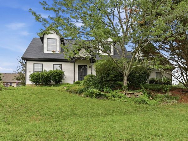 131 Brently Woods Drive, Chattanooga, TN 37421