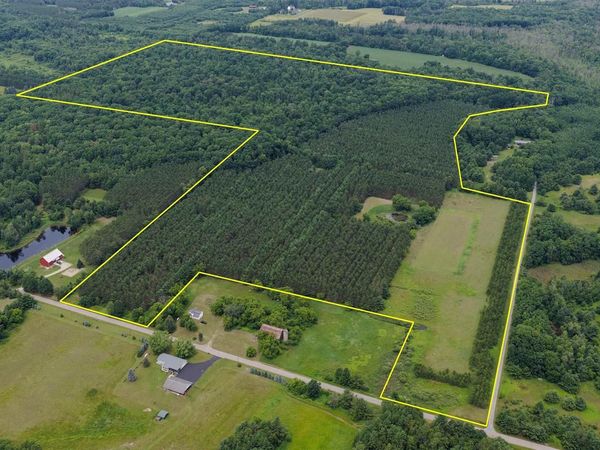 BOELTER ROAD, Iola, WI 54945