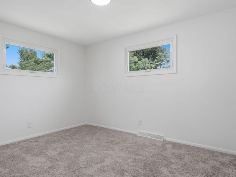 878 Oberlin Drive, Heath, OH 43056 Photo 26