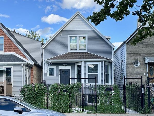 2317 N KEELER Street , Unit GDN, Chicago, IL 60639