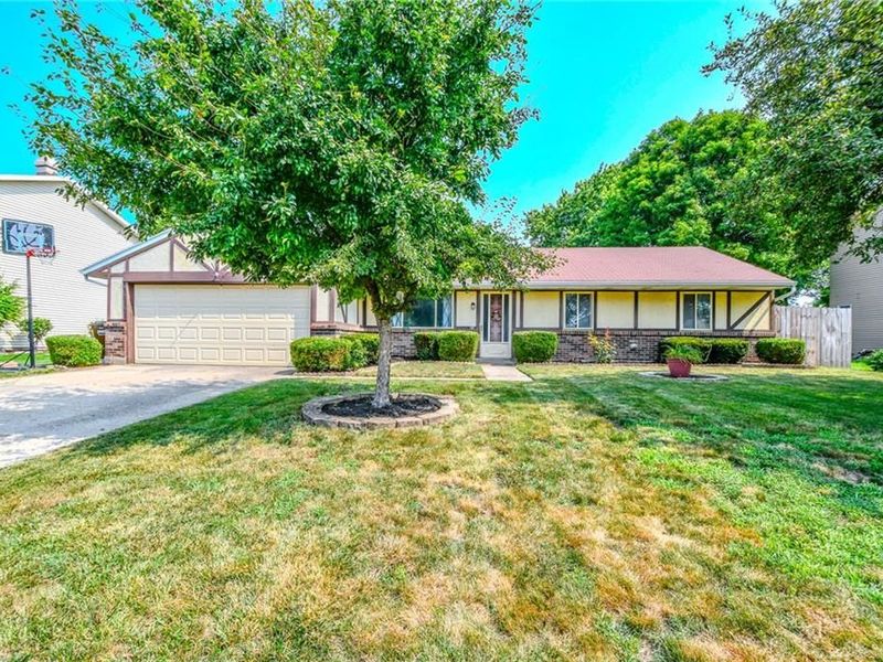1818 Carol Drive, Piqua, OH 45356 Photo 2