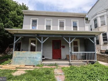 152 W RAILROAD STREET, POTTSVILLE, PA 17901