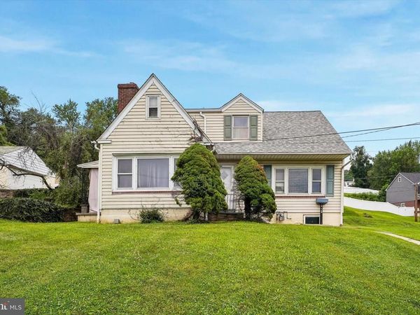 1210 E MATSONFORD ROAD , CONSHOHOCKEN, PA 19428