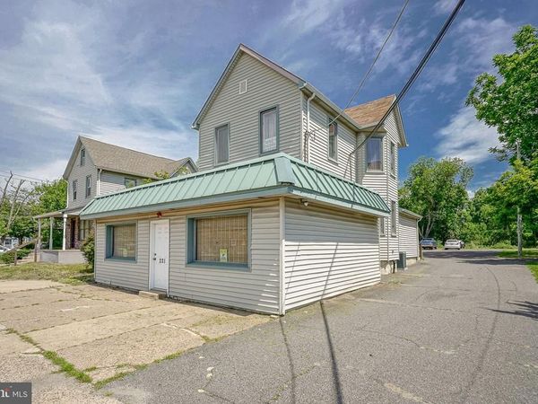 221 WHITE HORSE PIKE , CLEMENTON, NJ 08021