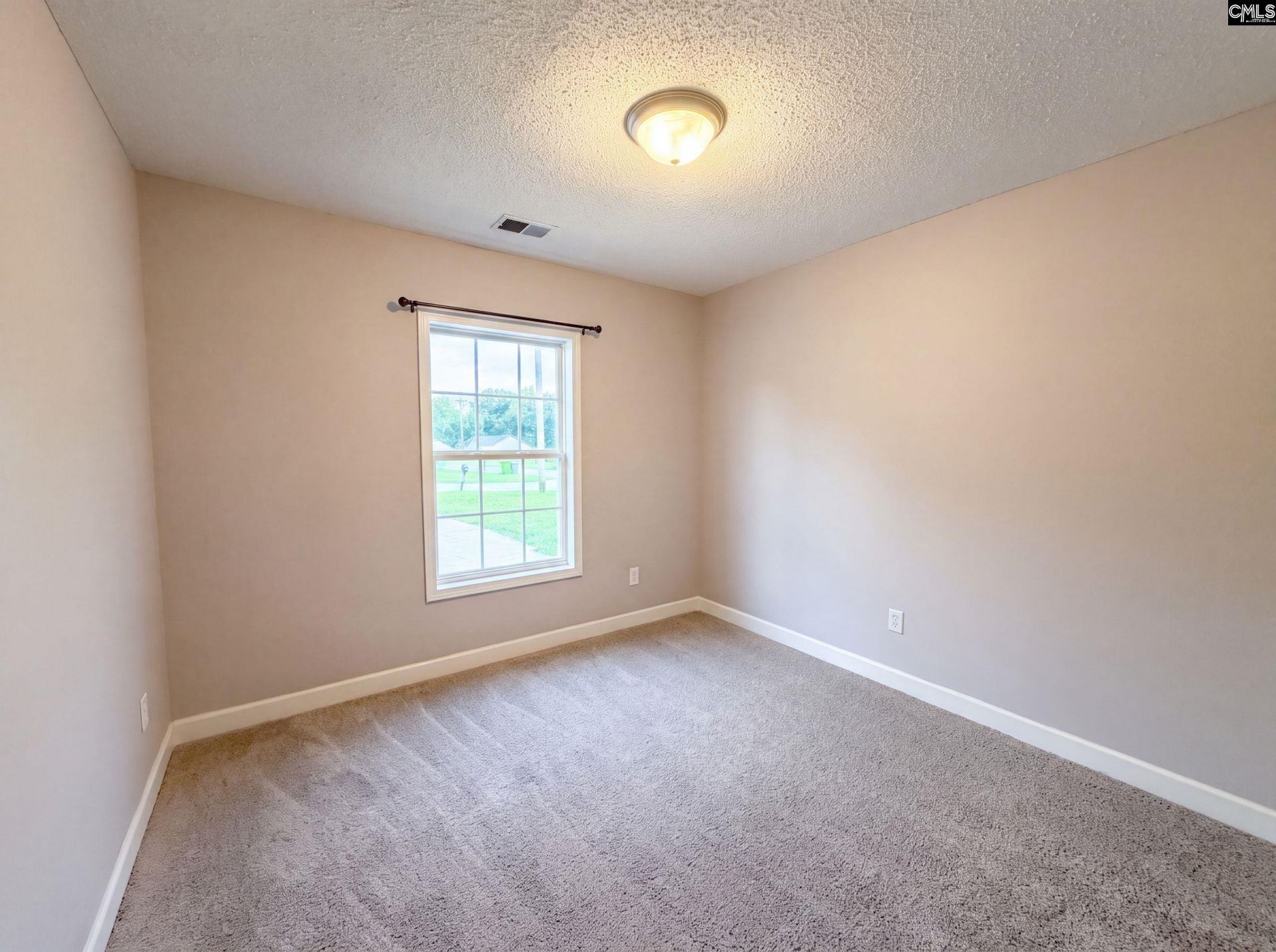 1 Plover Court  Photo 11