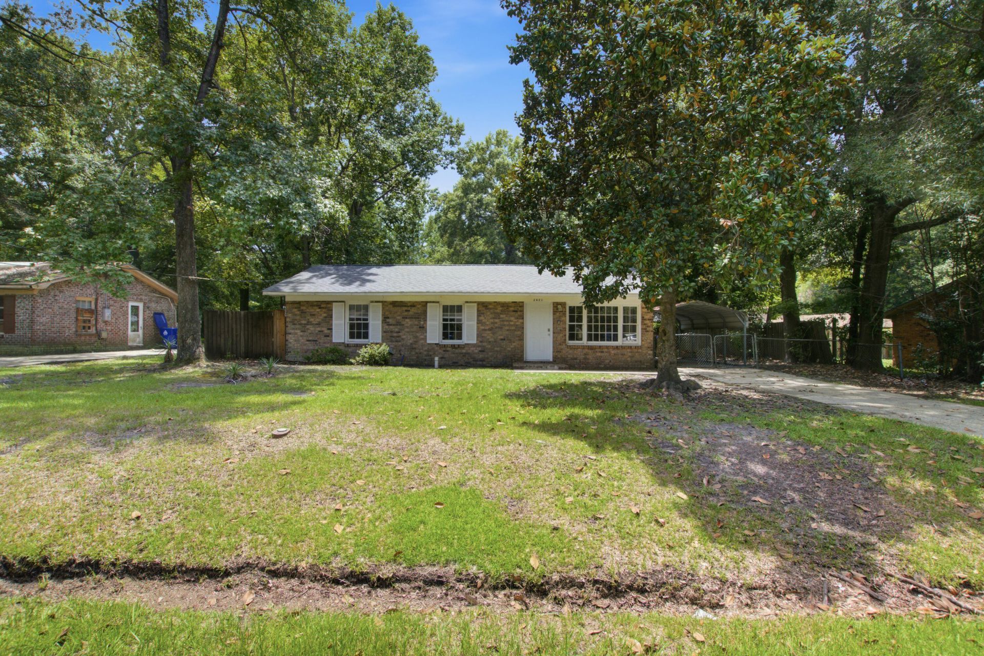 2621 Myrtis Lane Photo 11