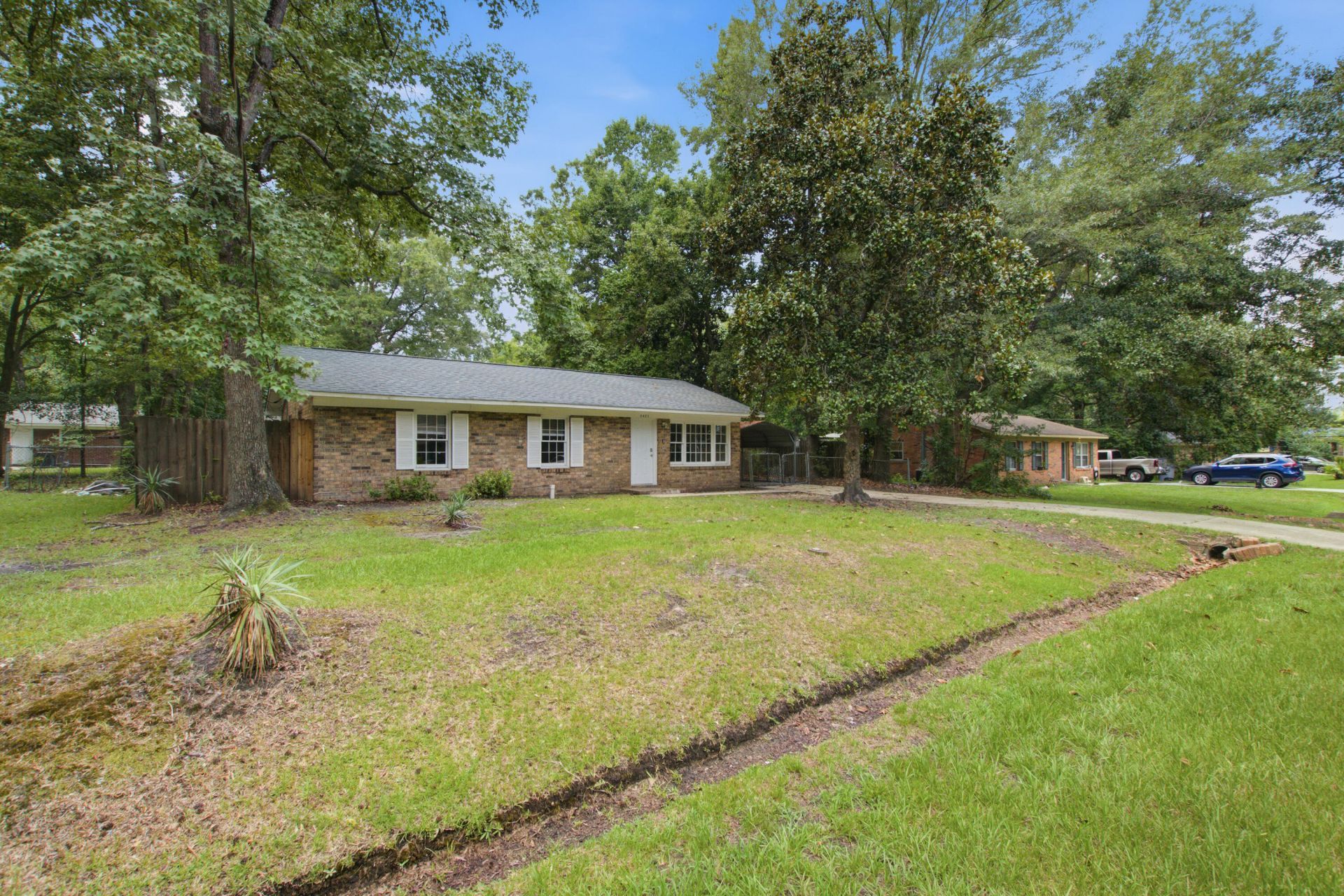 2621 Myrtis Lane Photo 14