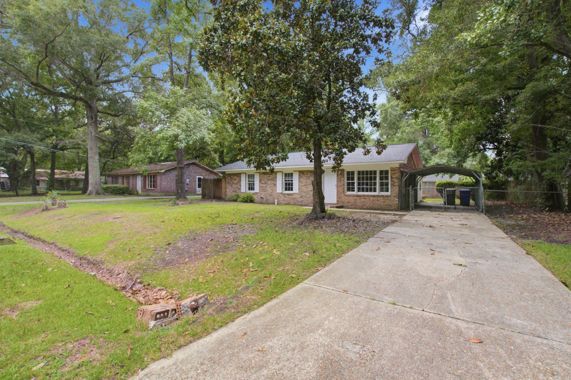 2621 Myrtis Lane Photo 16