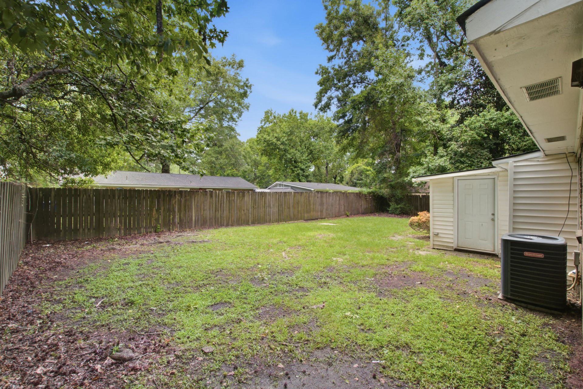 2621 Myrtis Lane Photo 35