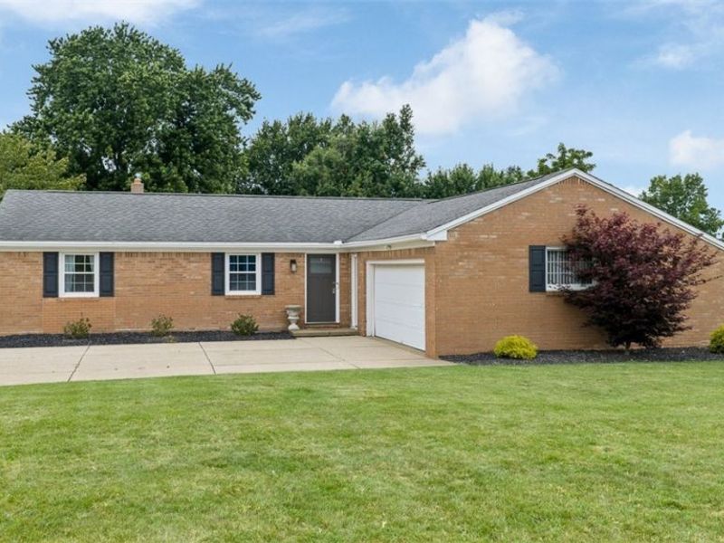 6335 Middlebranch Avenue NE, Canton, OH 44721 Photo 2